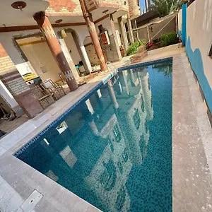 Memnoun House Luxor
