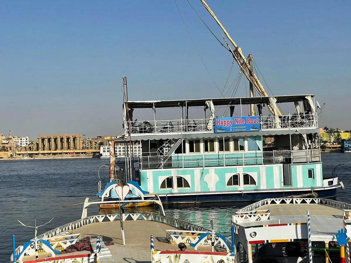 Floating Hotel- Happy Nile Boat Luxor Botel