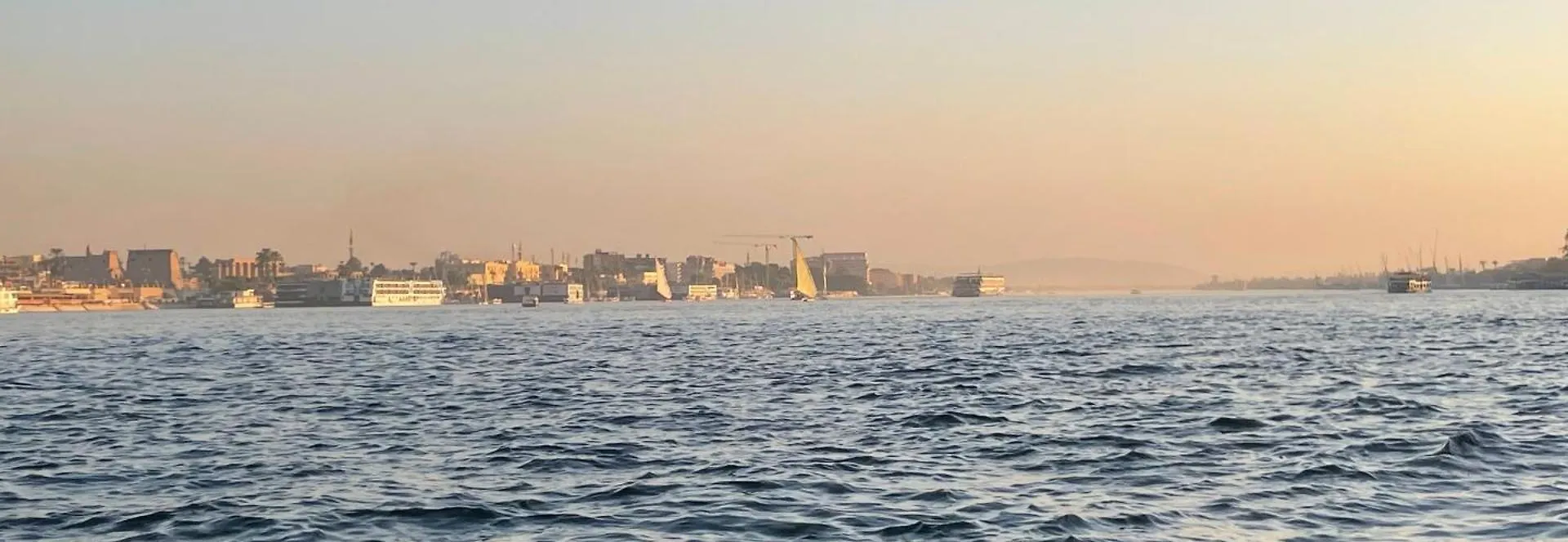 Floating Hotel- Happy Nile Boat Luxor 0*,